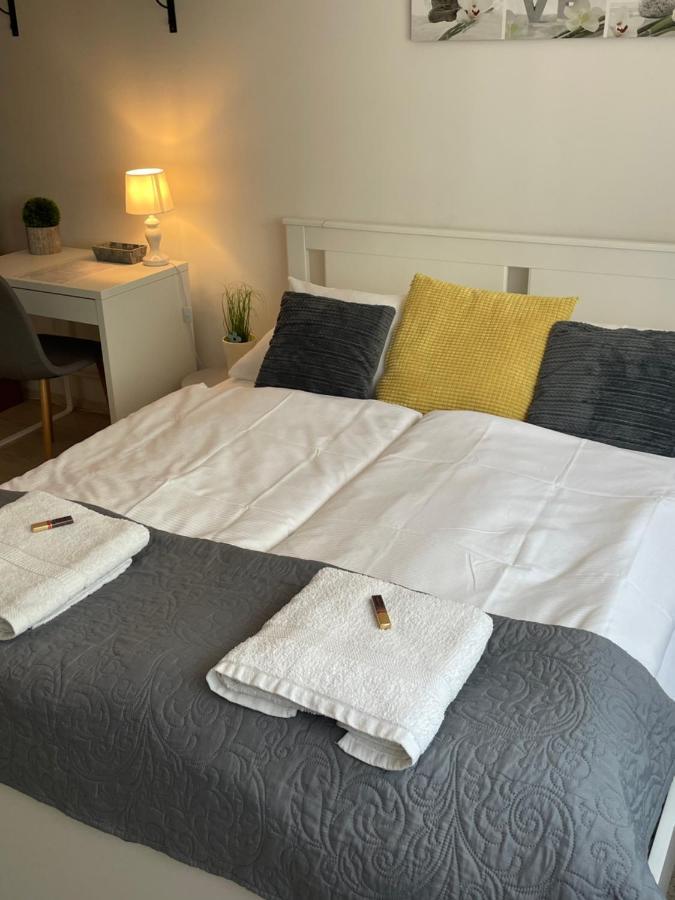 Magnolia Apartman Γκιόρ Εξωτερικό φωτογραφία